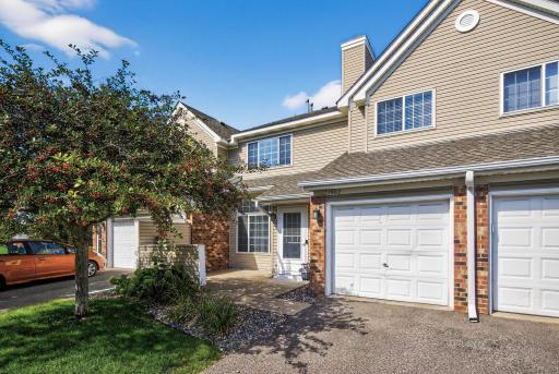 1902 Sapphire Point, 110, Eagan, MN 55122