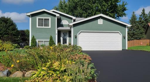 4274 Maclaren Place, Eagan, MN 55123