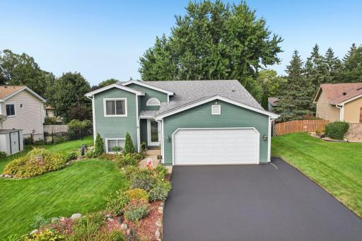 4274 Maclaren Place, Eagan, MN 55123