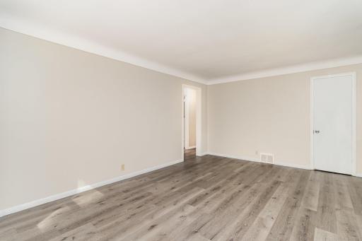 4424 Clinton Avenue, Minneapolis, MN 55419
