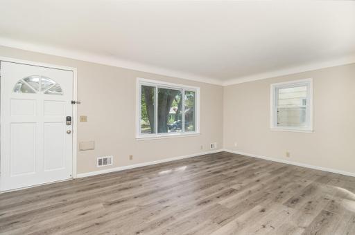 4424 Clinton Avenue, Minneapolis, MN 55419