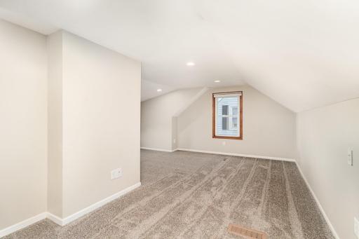 4424 Clinton Avenue, Minneapolis, MN 55419