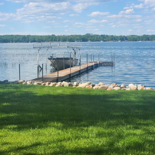 Excellent lake forntage.jpg