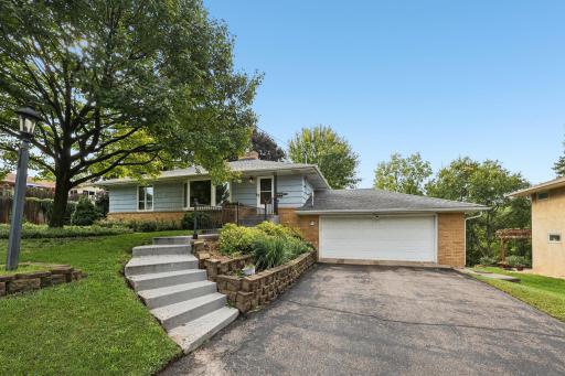 2916 31st Avenue NE, Saint Anthony, MN 55418