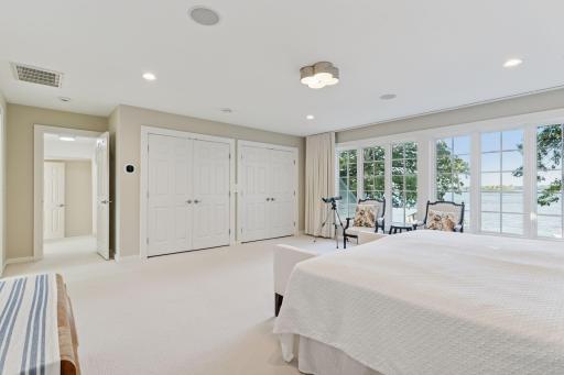215 W Point Road, Excelsior, MN 55331