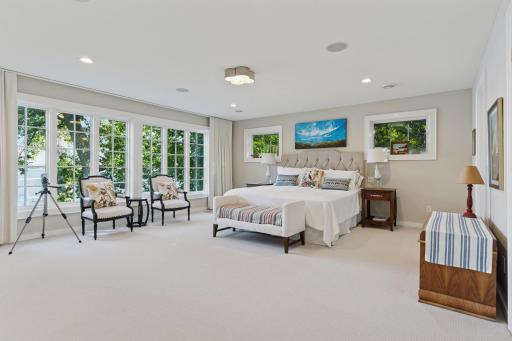 215 W Point Road, Excelsior, MN 55331