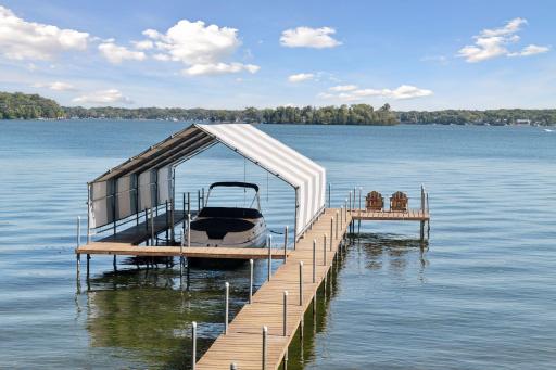 215 W Point Road, Excelsior, MN 55331
