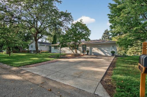 10010 36th Place N, Minneapolis, MN 55441