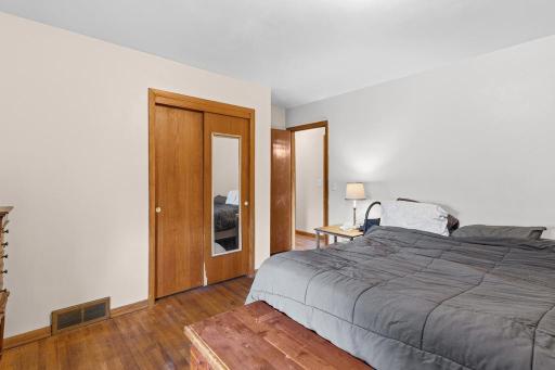 6148 Upper 51st Street N, Saint Paul, MN 55128