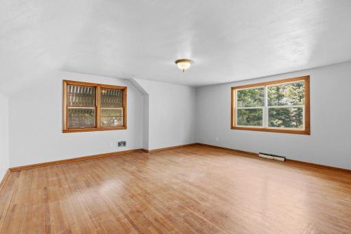 6148 Upper 51st Street N, Saint Paul, MN 55128
