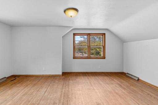 6148 Upper 51st Street N, Saint Paul, MN 55128