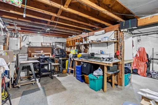 6148 Upper 51st Street N, Saint Paul, MN 55128