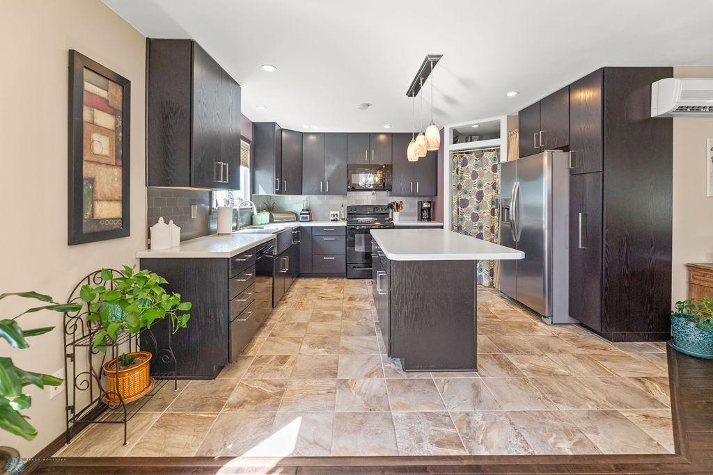 Kitchen view 2, walk in Pantry