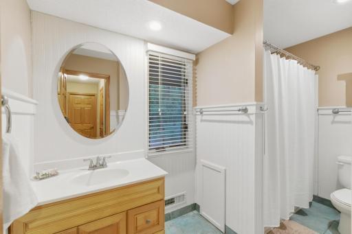 122 Birnamwood Drive, Burnsville, MN 55337