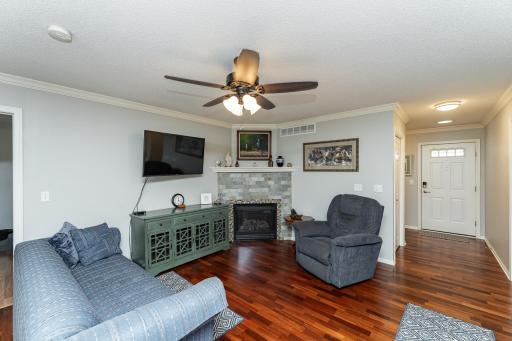 1821 Clubhouse Drive NE, Stewartville, MN 55976