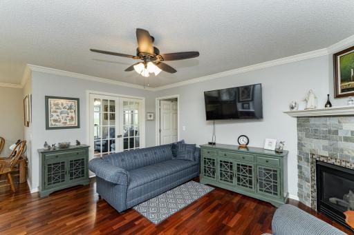 1821 Clubhouse Drive NE, Stewartville, MN 55976
