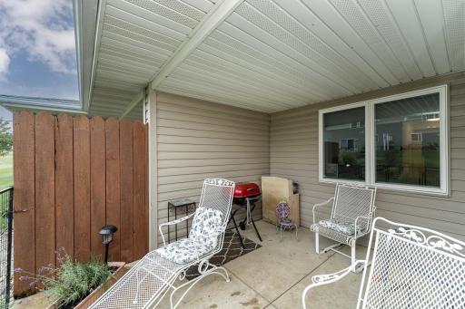 1821 Clubhouse Drive NE, Stewartville, MN 55976