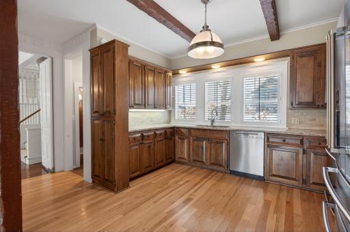 4320 Cottage Park Road, White Bear Lake, MN 55110