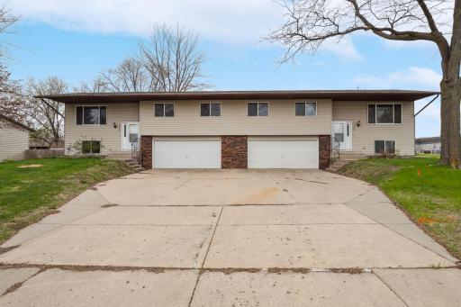 1100 Honeysuckle Lane, Hastings, MN 55033