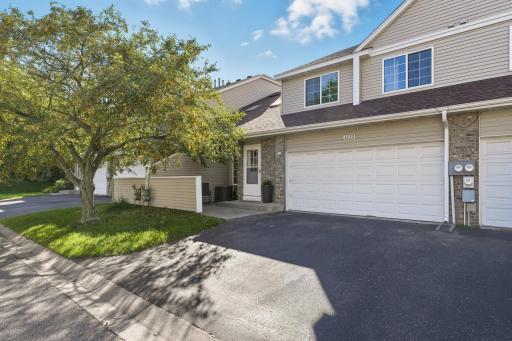 1112 Pecks Woods Drive, New Brighton, MN 55112