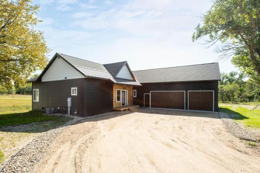 1001 Moore Street, Starbuck, MN 56381