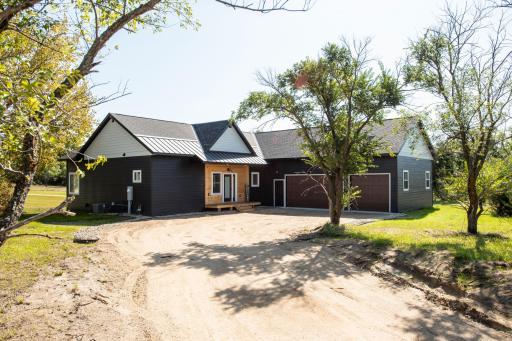 1001 Moore Street, Starbuck, MN 56381