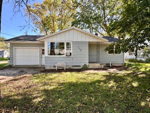112 3rd Street N, Kandiyohi, MN 56251