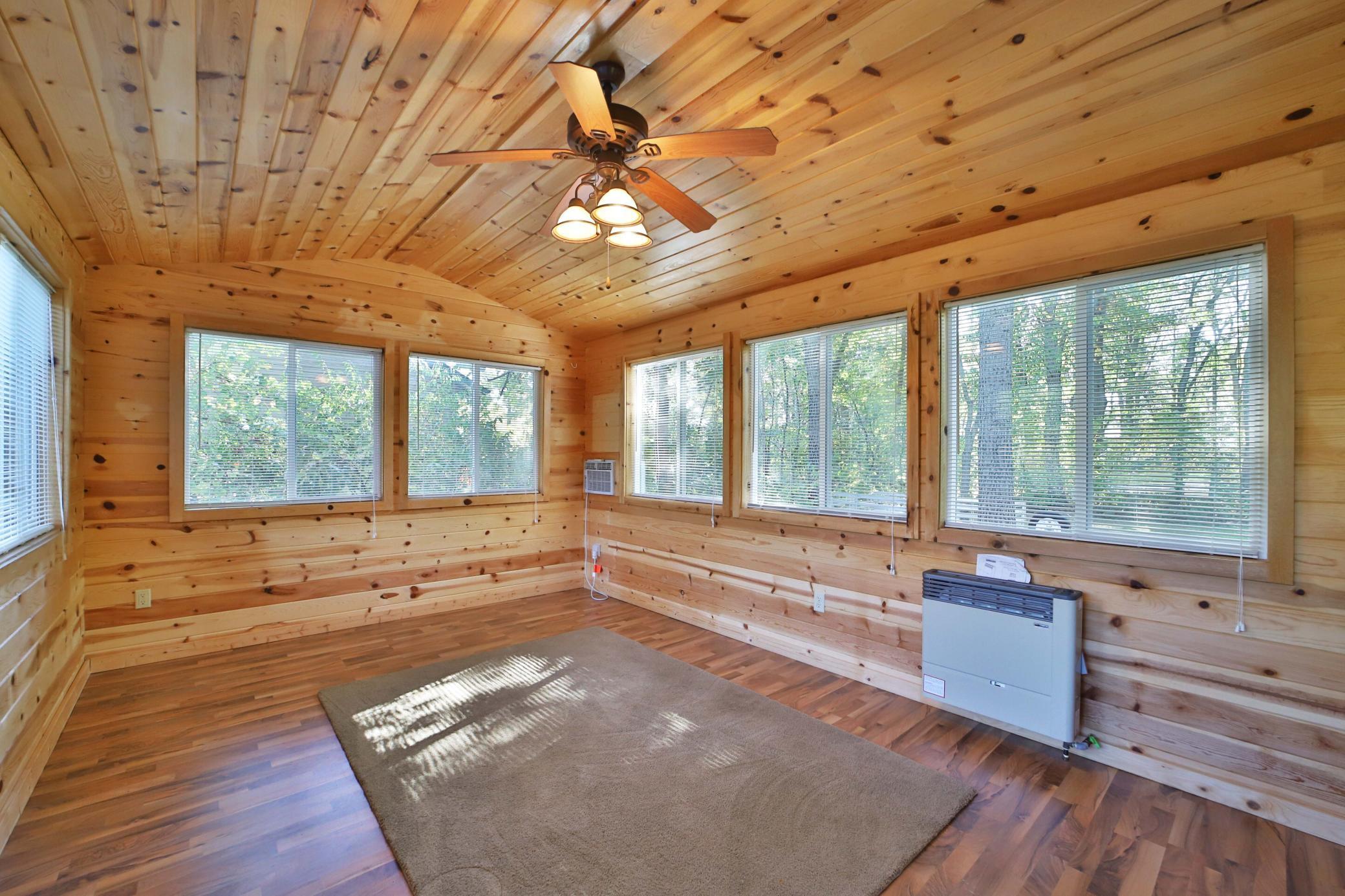 Bunk House with Heat/AC