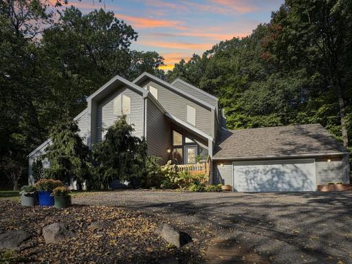 13900 Hill Ridge Drive, Hopkins, MN 55305