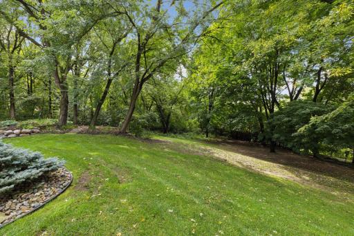 648 Sunset Lane, Mendota Heights, MN 55118