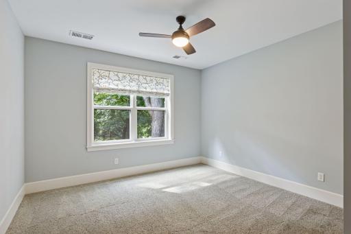 648 Sunset Lane, Mendota Heights, MN 55118