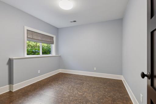 648 Sunset Lane, Mendota Heights, MN 55118