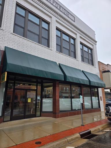 428 Central Avenue N, Faribault, MN 55021