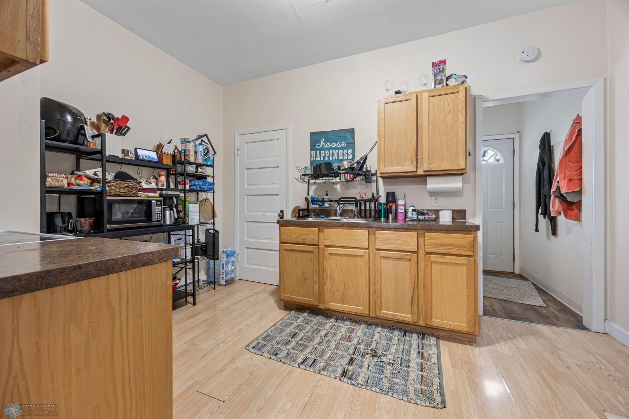 Main Level Unit Kitchen