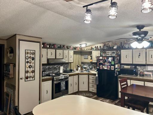 537 2nd Street, Greenbush, MN 56726