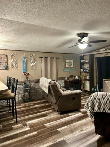 537 2nd Street, Greenbush, MN 56726