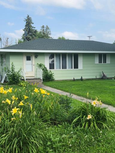 313 Garfield Street S, Beardsley, MN 56211