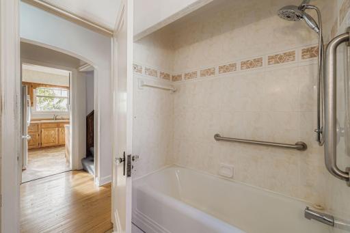 2128 Bayard Avenue, Saint Paul, MN 55116