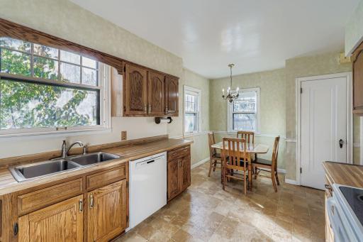 2128 Bayard Avenue, Saint Paul, MN 55116