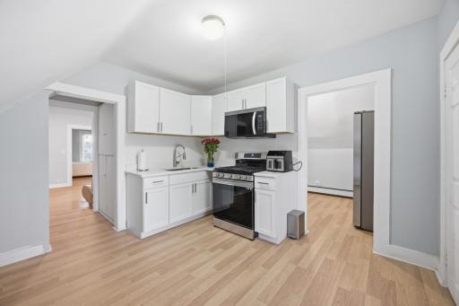 873 Sherburne Avenue, Saint Paul, MN 55104