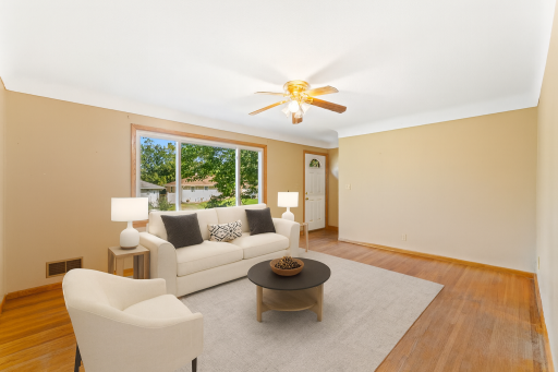 450 11th Avenue S, South Saint Paul, MN 55075