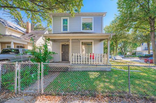 1000 26th Avenue NE, Minneapolis, MN 55418