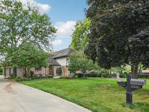 11535 57th Avenue N, Minneapolis, MN 55442