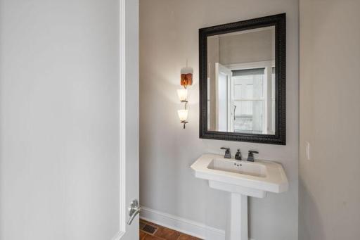 101 Main Street NE, 2, Minneapolis, MN 55413