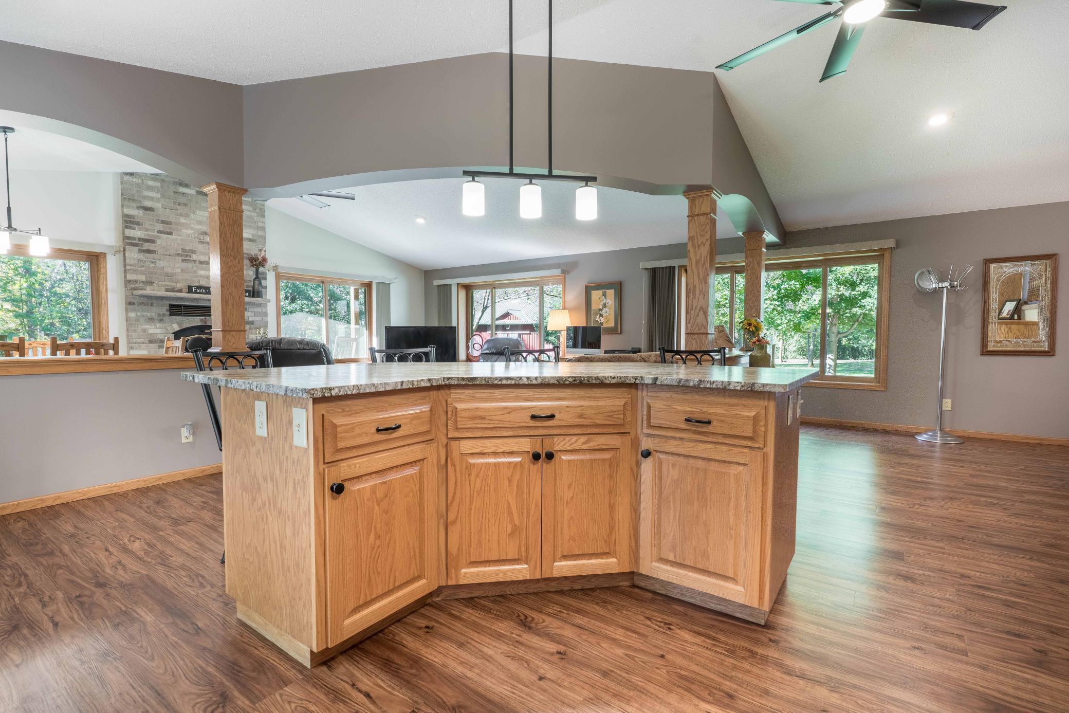 3330 30th Ave N-410.jpg