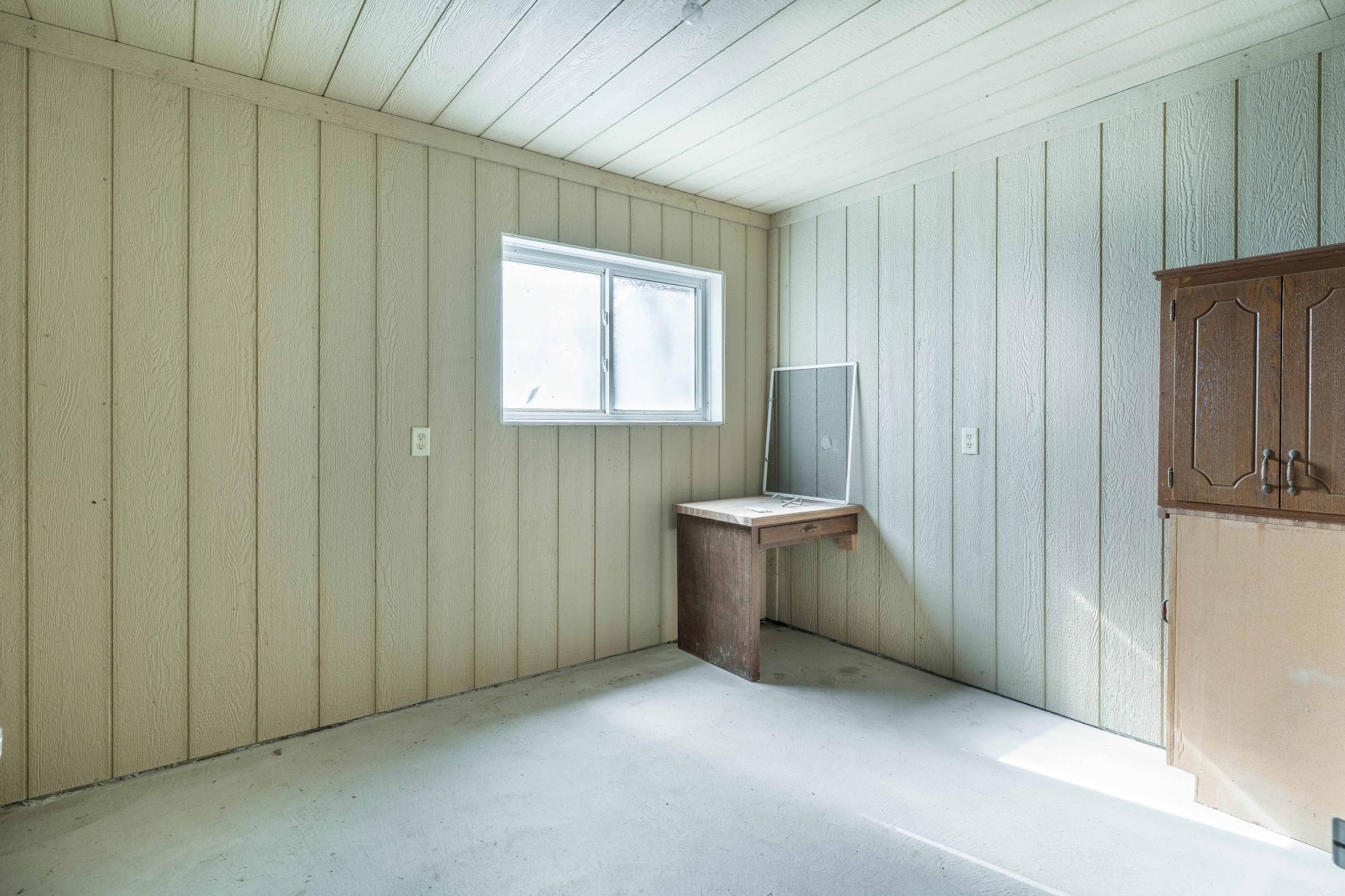 3330 30th Ave N-462.jpg