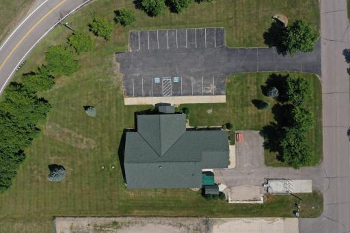 7900 Chapin Drive NE, New London, MN 56273