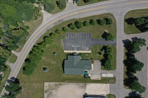 7900 Chapin Drive NE, New London, MN 56273