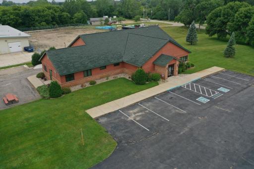 7900 Chapin Drive NE, New London, MN 56273