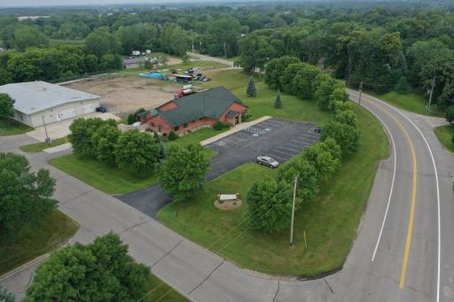 7900 Chapin Drive NE, New London, MN 56273